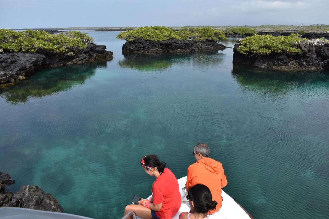 Hotel San Vicente Galapagos ปวยร์โต วิลยามิล ภายนอก รูปภาพ