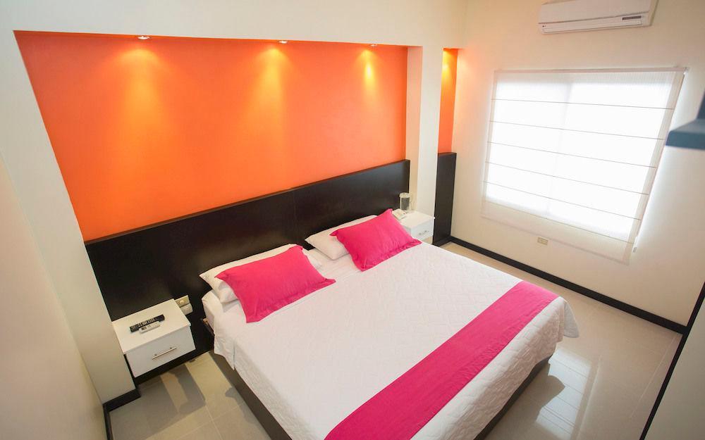 Hotel San Vicente Galapagos ปวยร์โต วิลยามิล ภายนอก รูปภาพ