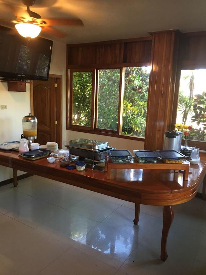Hotel San Vicente Galapagos ปวยร์โต วิลยามิล ภายนอก รูปภาพ