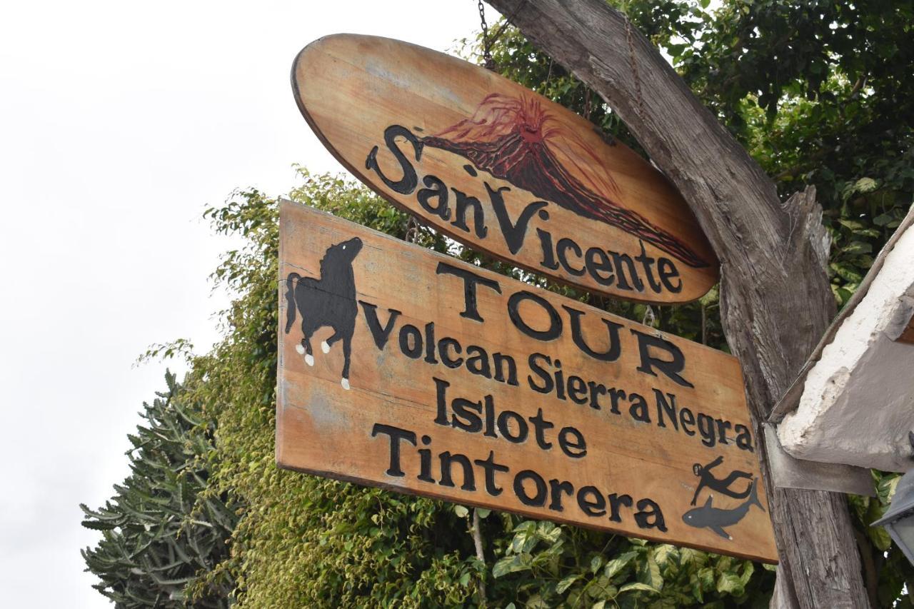 Hotel San Vicente Galapagos ปวยร์โต วิลยามิล ภายนอก รูปภาพ
